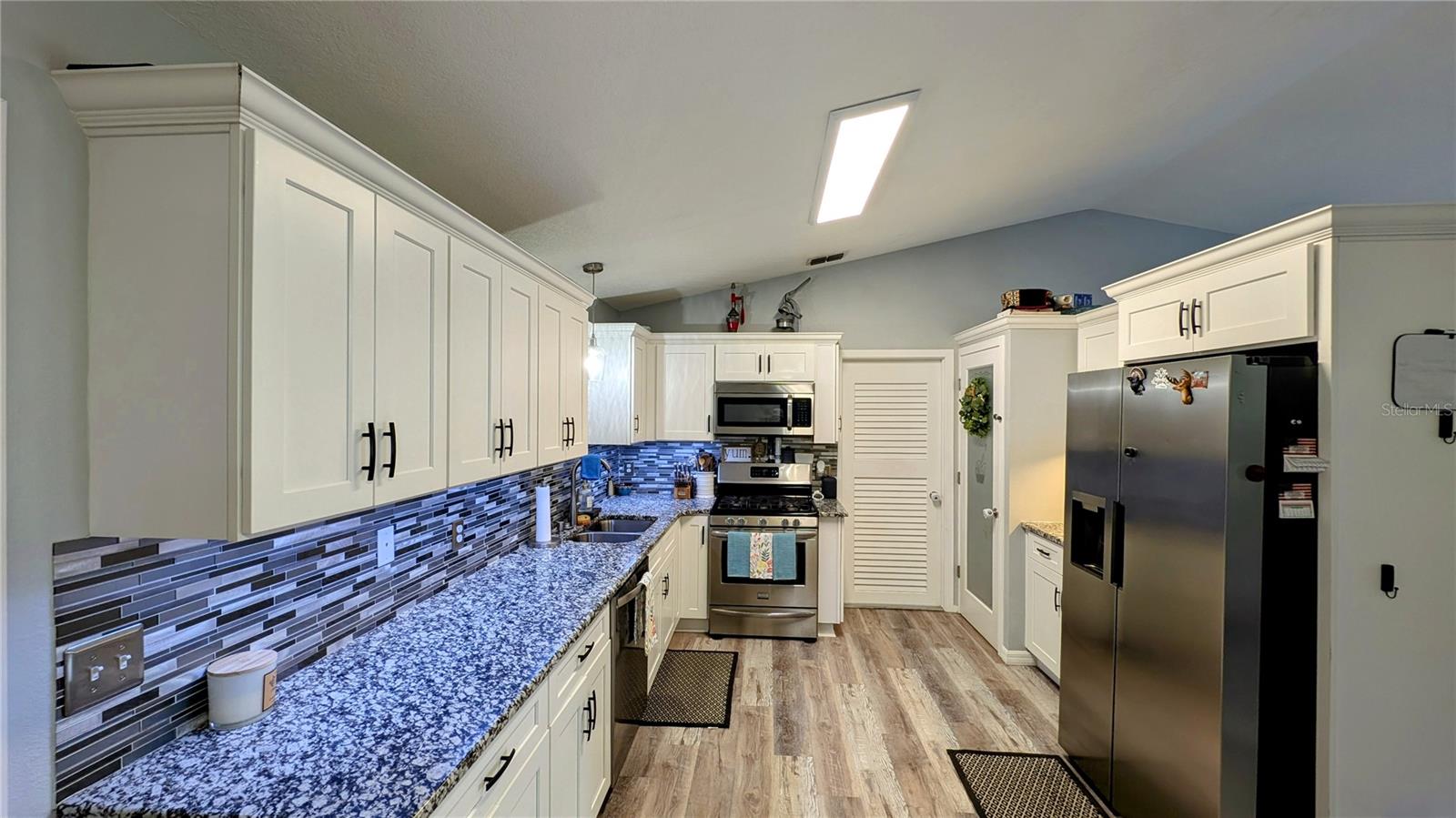 HILLCREST SUB - Residential