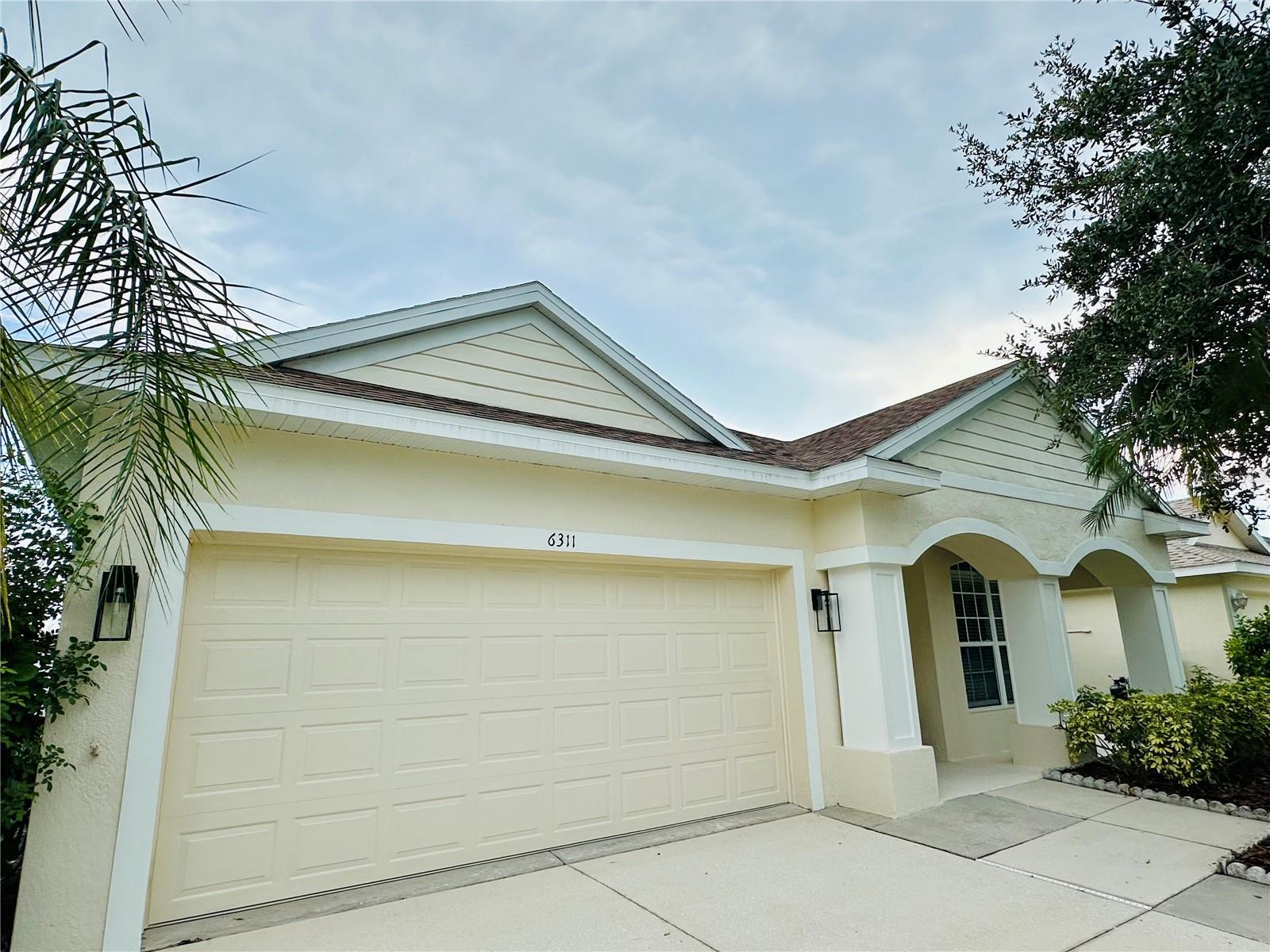 This beautifully remodeled 4-bedroom 2.5 bathroom home offers the perfect blend of modern updates and comfortable living. In addition there is an office/flex space ! NEW ROOF IN DEC 2024!! This home has been COMPLETELY renovated with stylish finishes throughout and is move-in ready. The brand new kitchen has beautiful cabinets with soft close drawers , leathered granite countertops, BRAND NEW APPLIANCES and a beverage cooler . The spacious layout includes an open-concept living/dining area, making it ideal for both everyday living and entertaining. Outside, enjoy a screened patio and fenced-in yard with stunning water views—perfect for relaxation or outdoor activities. Located in a community with low HOA fees, residents can take advantage of a fitness center, playground, and pool, making it the perfect place for families. The amenities are only steps away ! Love shopping? The Ellenton Outlet Mall is just a few minutes away as well as new shopping centers and dining options nearby. The close proximity to I-75 makes commuting a breeze !! Don’t miss the opportunity to own this stunning home in the highly sought-after neighborhood of Covered Bridge Estates .
The seller's preferred lender is offering $3000 towards closing costs and a FREE APPRAISAL!