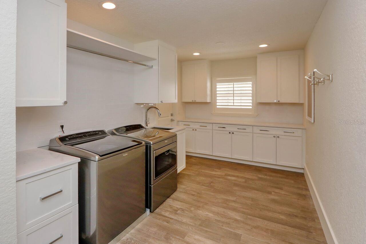 MACKENZIE - Residential Lease