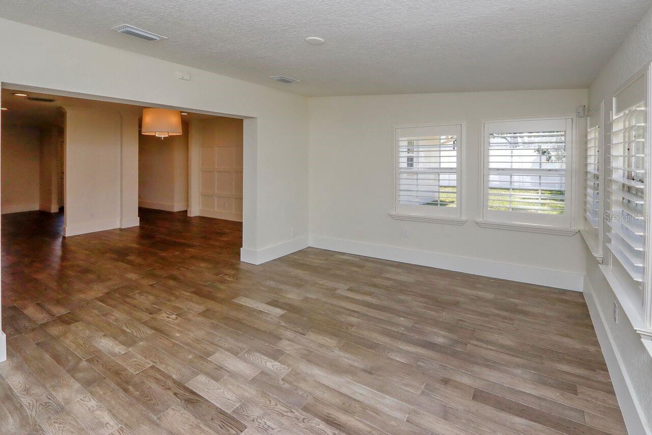 MACKENZIE - Residential Lease