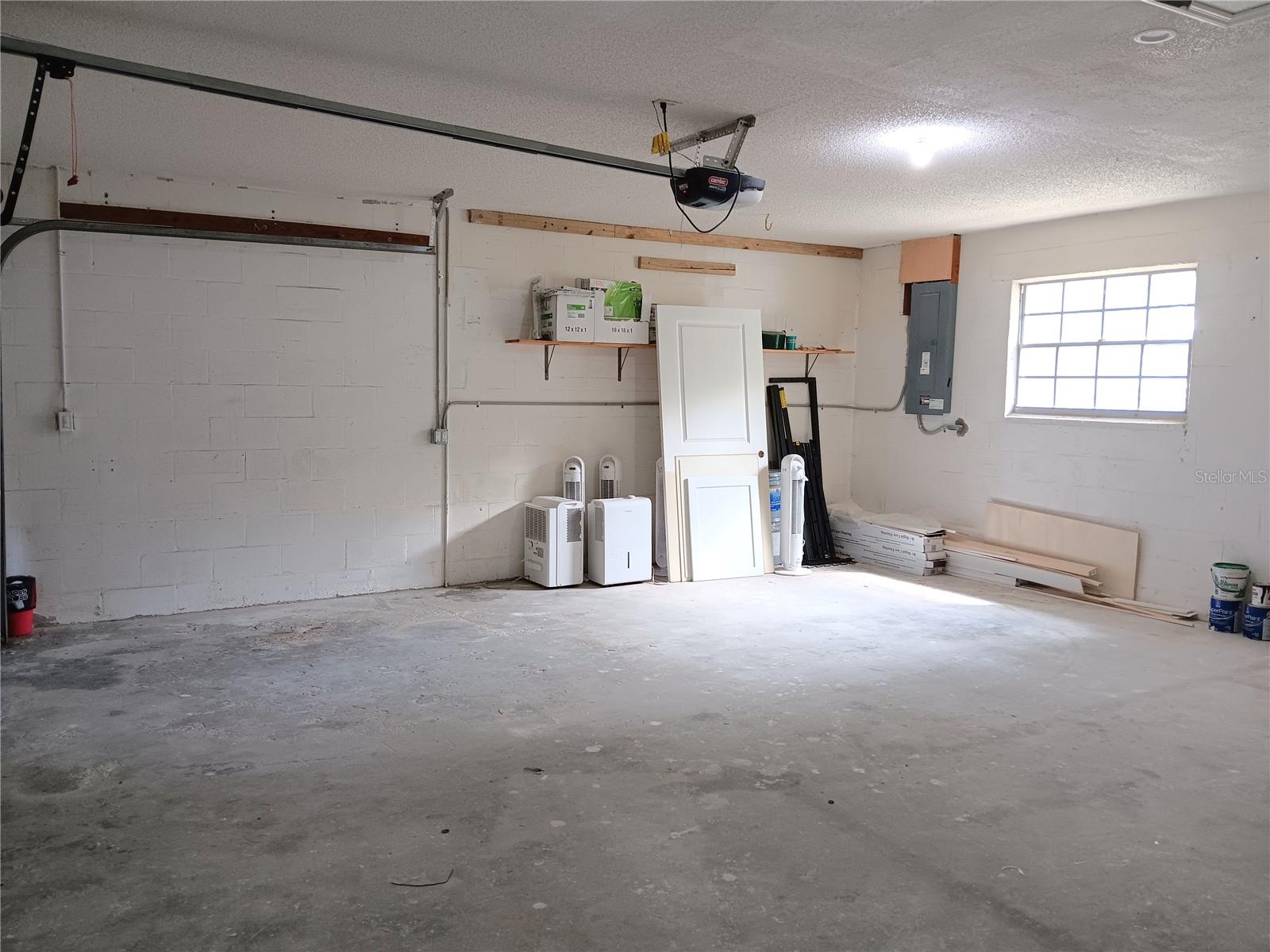 ARVIS CIRCLE - Residential Lease