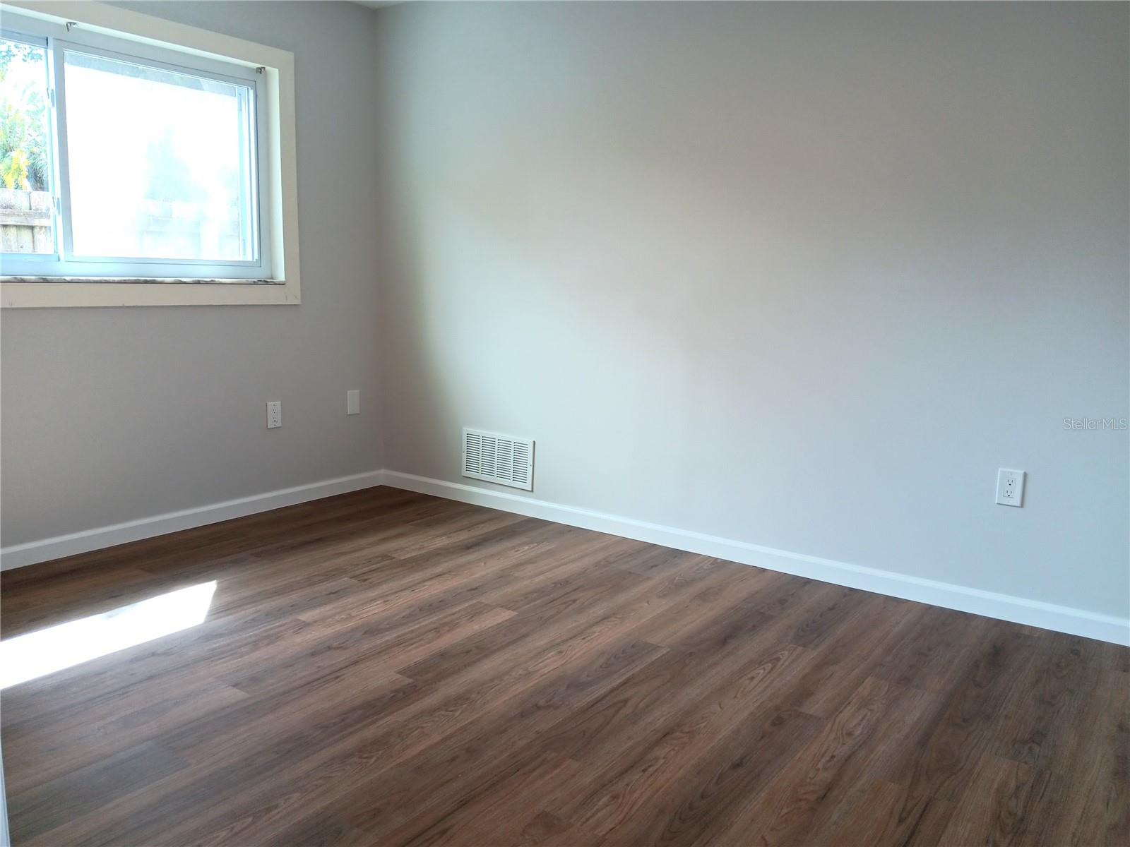 ARVIS CIRCLE - Residential Lease