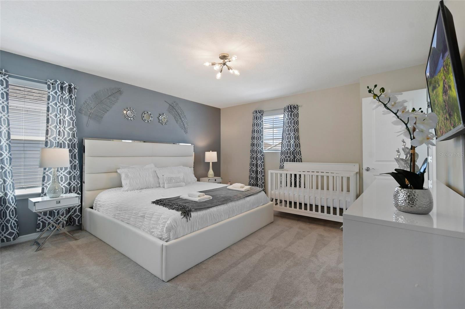 WINDSOR ISLAND RESIDENCE PH 3 - Residential