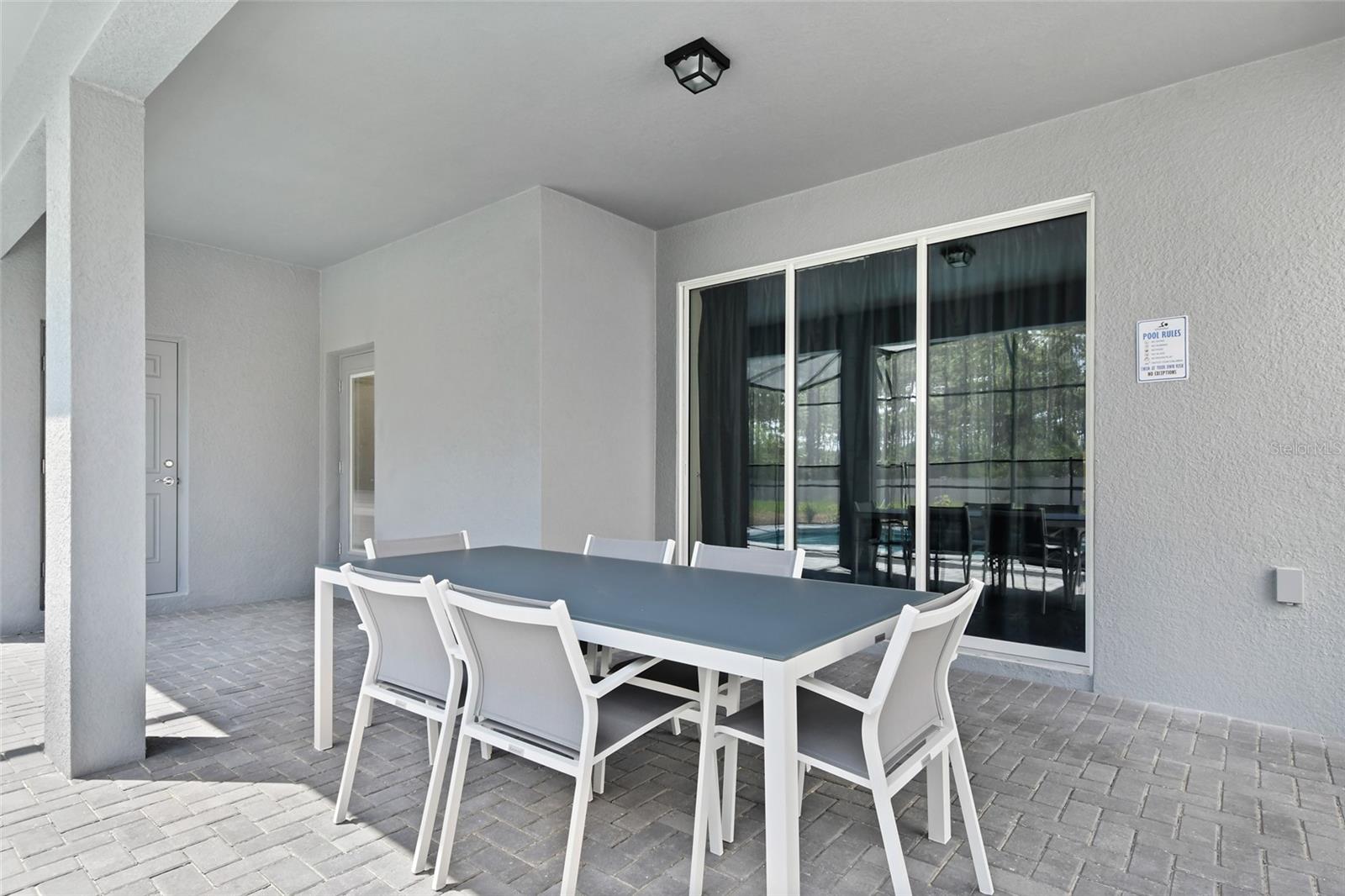 WINDSOR ISLAND RESIDENCE PH 3 - Residential