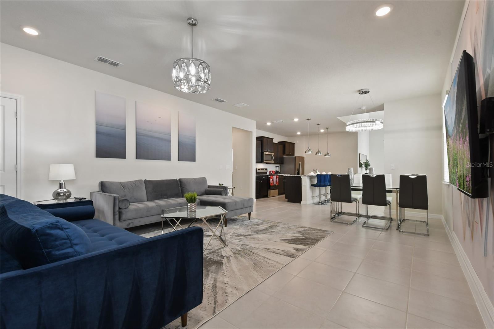 WINDSOR ISLAND RESIDENCE PH 3 - Residential