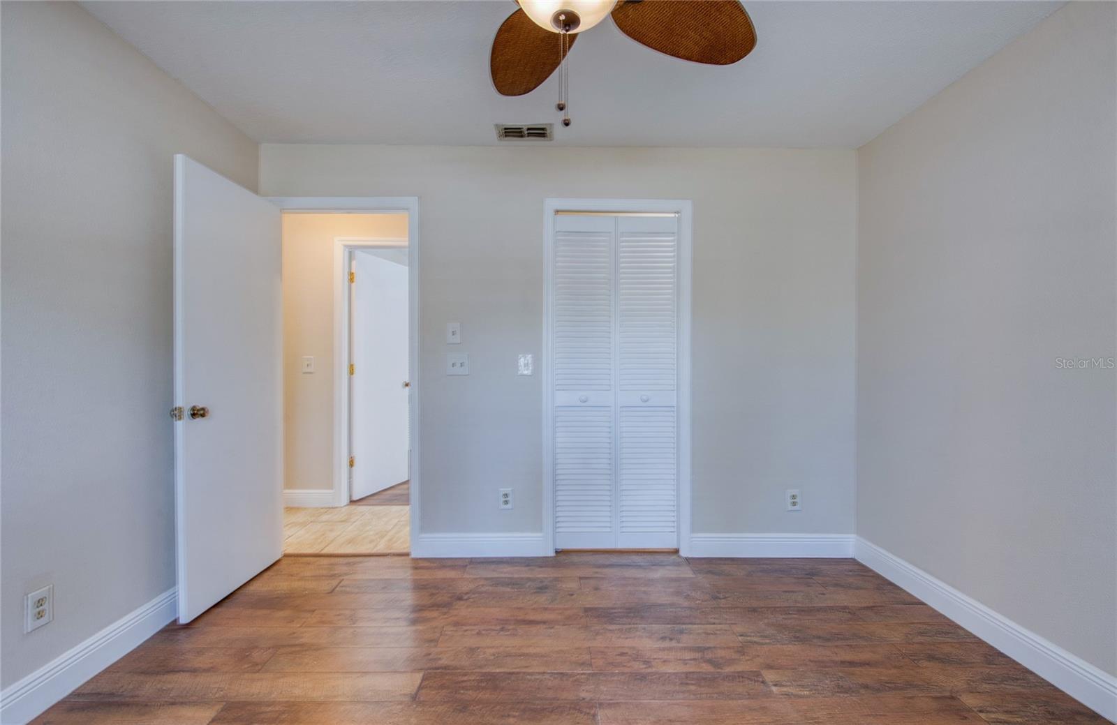 BROOKSTONE SUB - Residential Lease