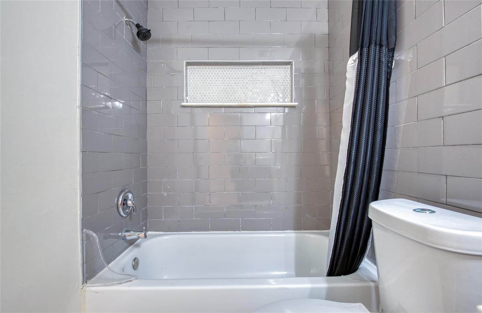 BROOKSTONE SUB - Residential Lease