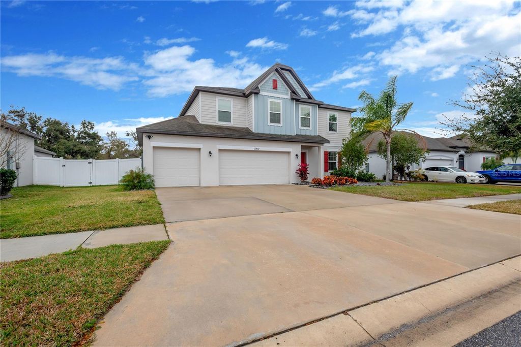 Photo of 12407 Brick Cobblestone Drive, Riverview, FL 33579 (MLS # TB8470257)