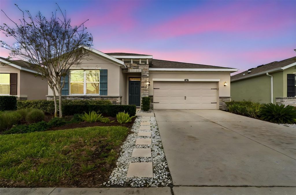 Photo of 1135 Pipestone Place, Wesley Chapel, FL 33543 (MLS # TB8490424)