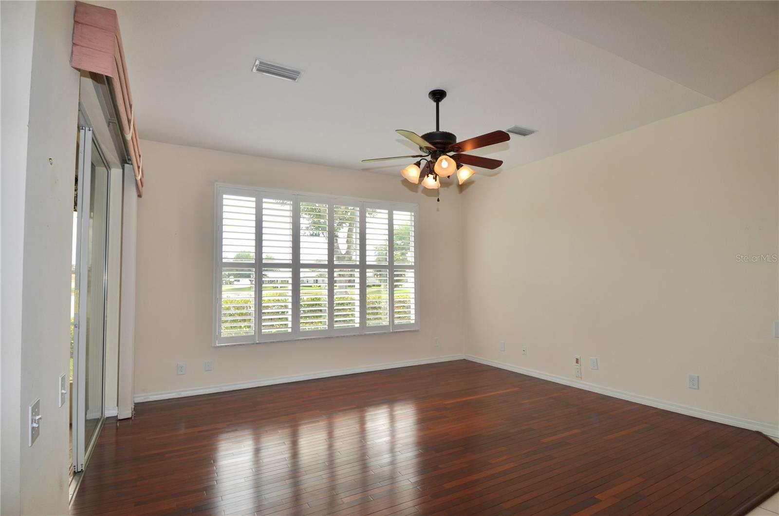 WHITESTONE AT SOUTHWOOD PH 03 - Residential