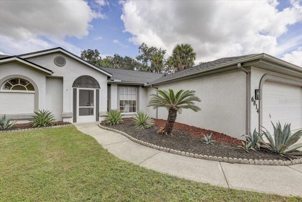 Photo of 6814 67th Street Circle E, Palmetto, FL 34221 (MLS # TB8436819)
