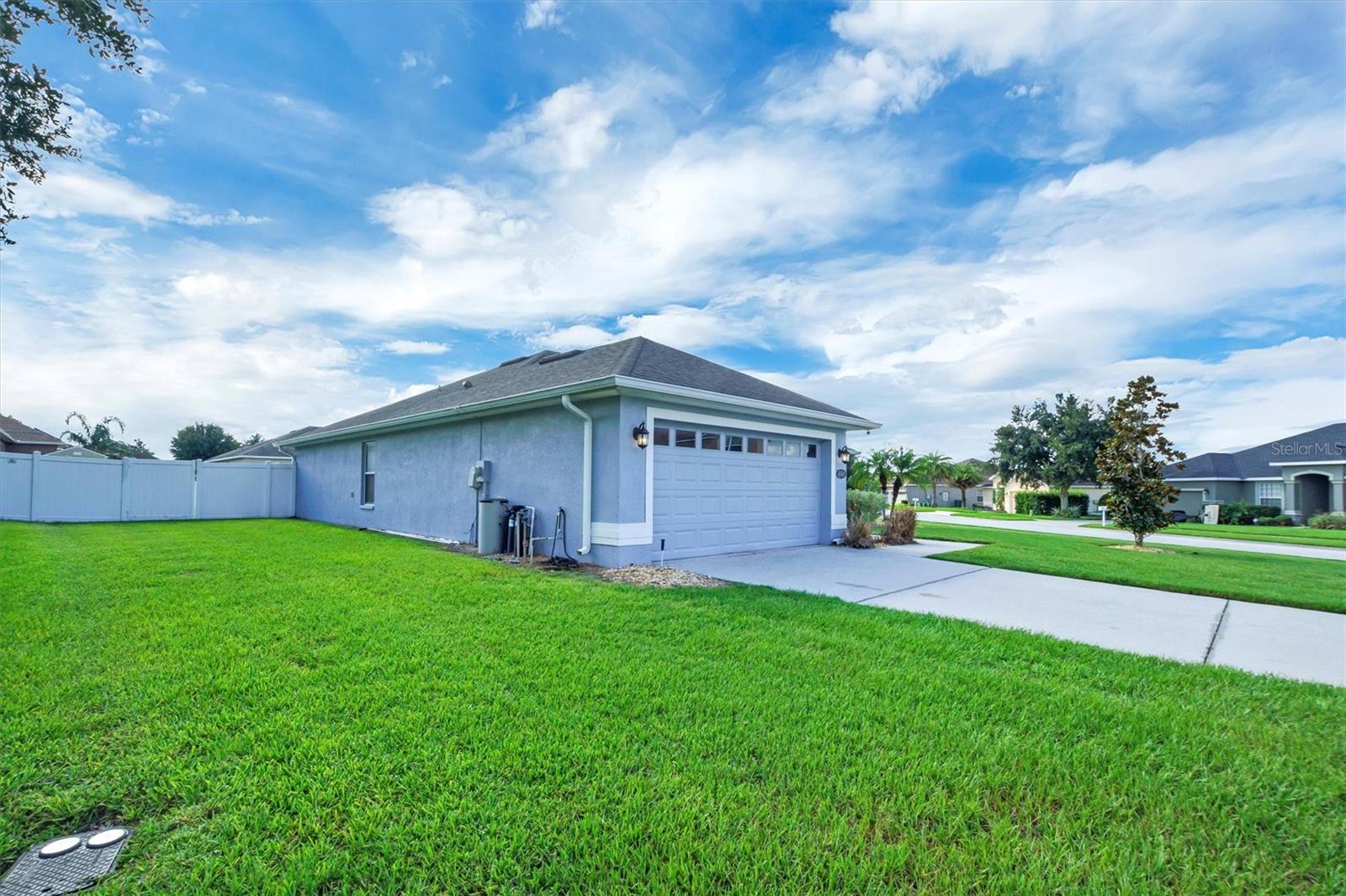 4569 MANDOLIN BOULEVARD