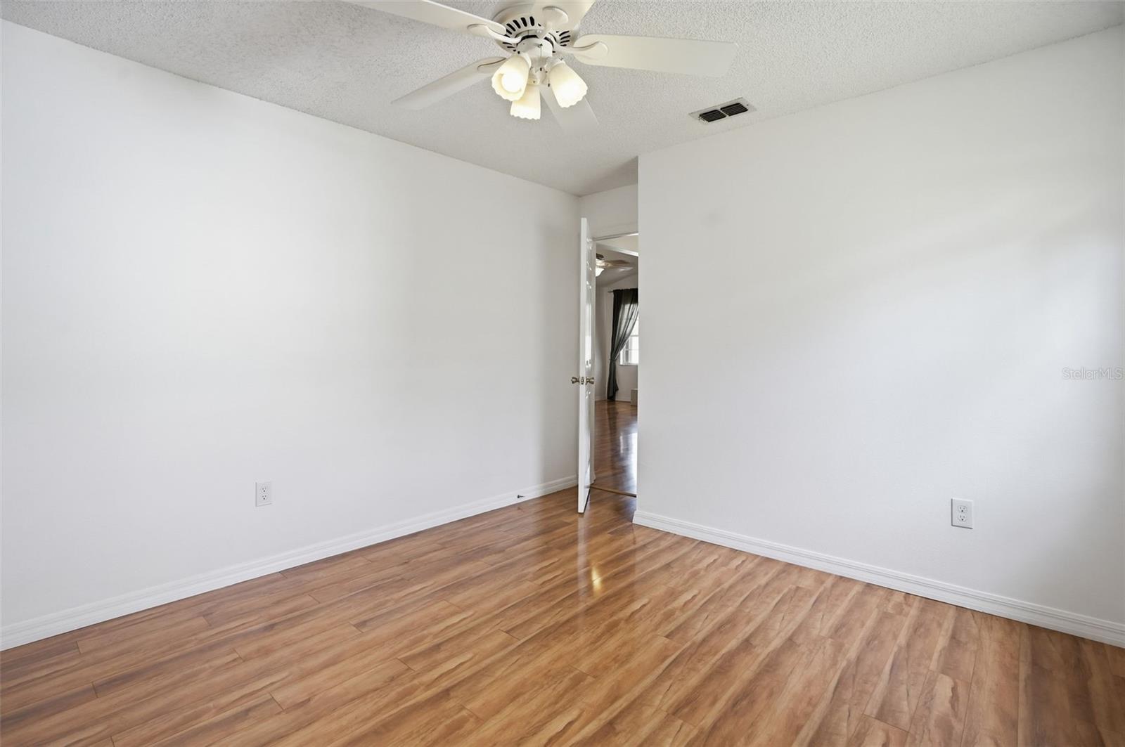 HUNTERS RIDGE - Residential