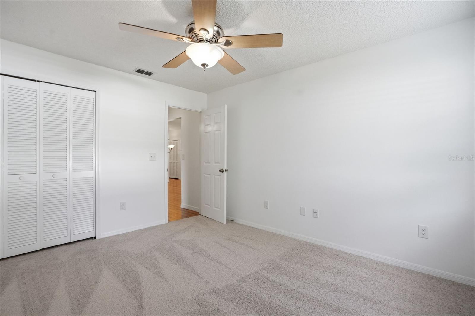 HUNTERS RIDGE - Residential