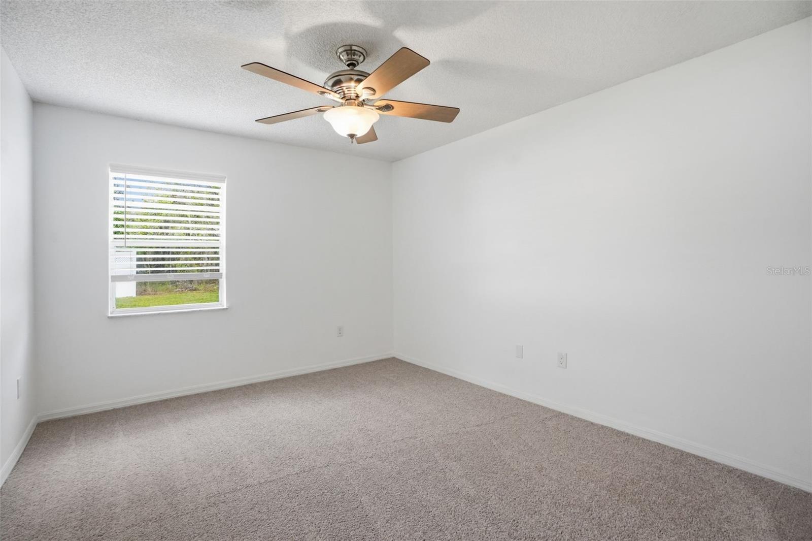 HUNTERS RIDGE - Residential