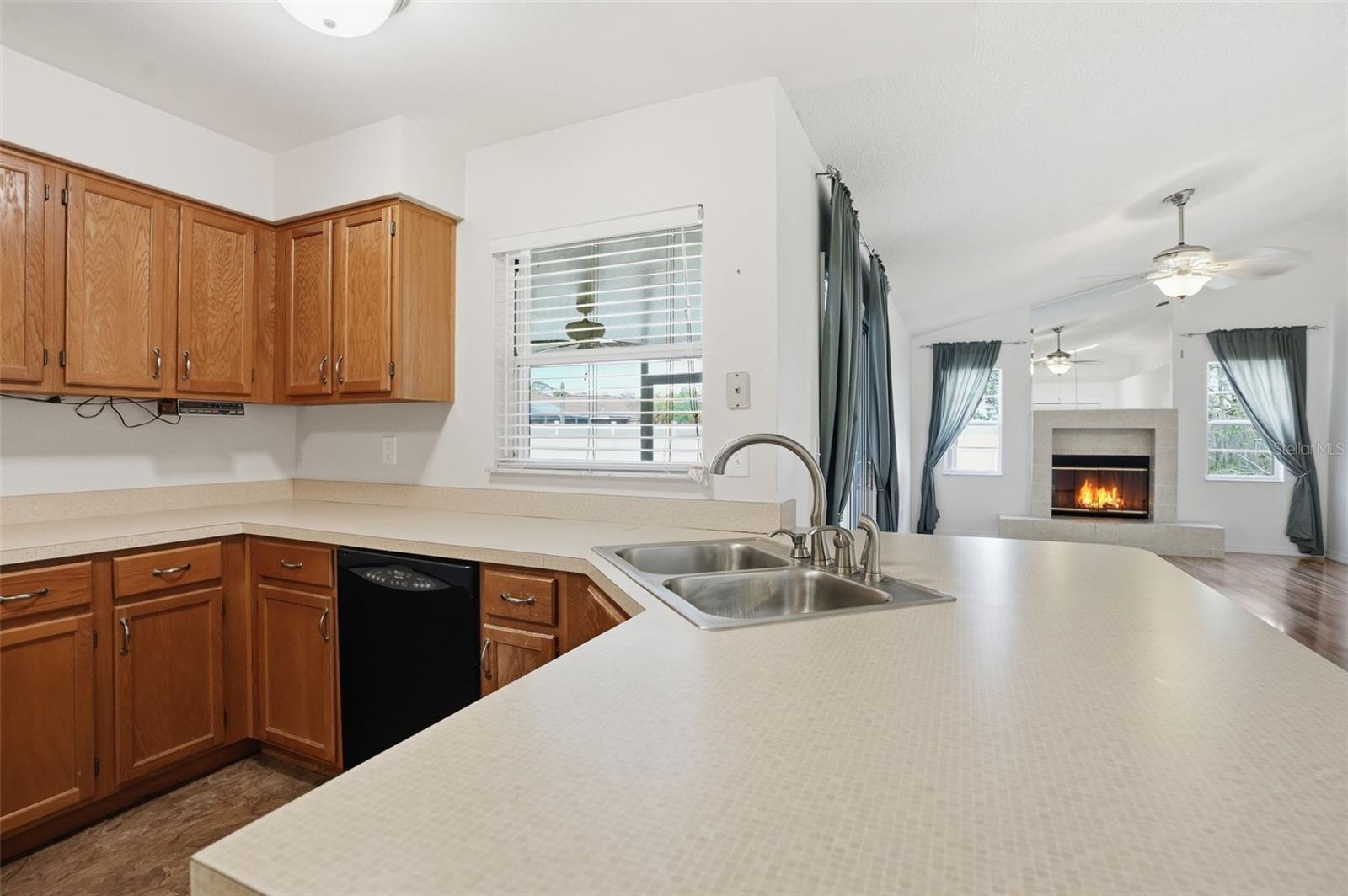 HUNTERS RIDGE - Residential