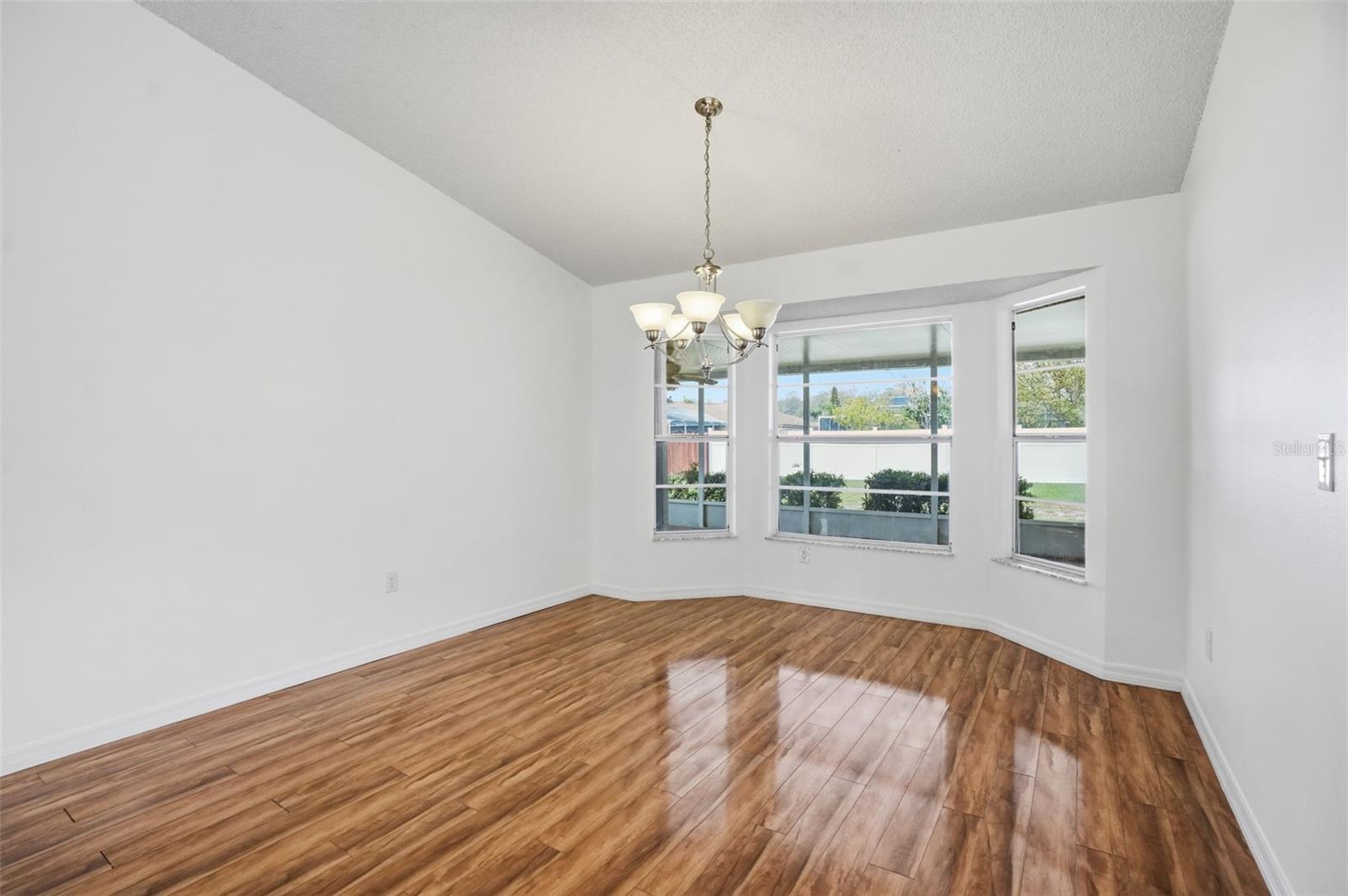 HUNTERS RIDGE - Residential