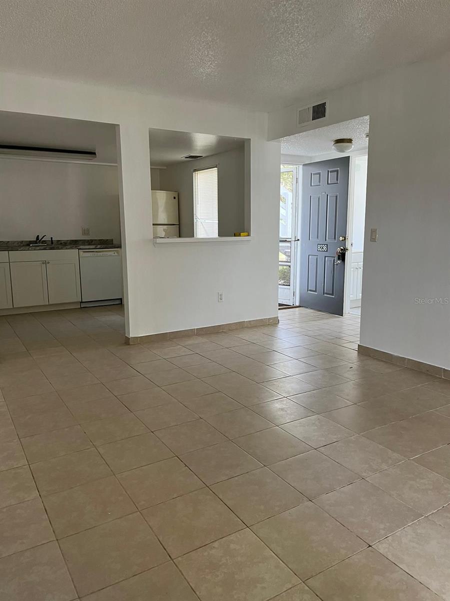 COUNTRY CLUB VILLAGE - Residential