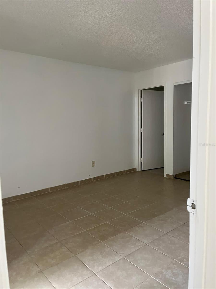 8236 FAIRWAYS CIRCLE D102