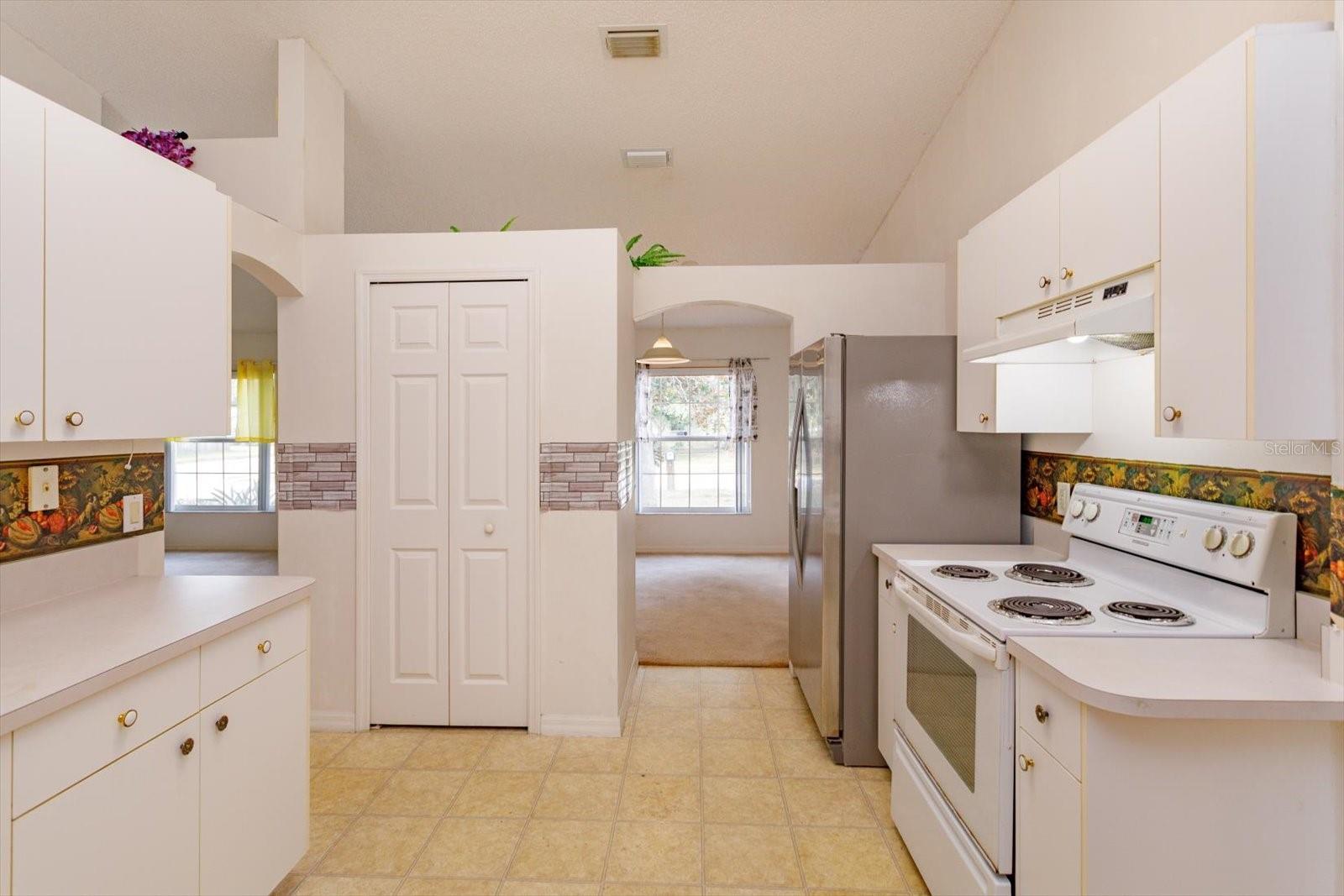 SANDHURST - Residential