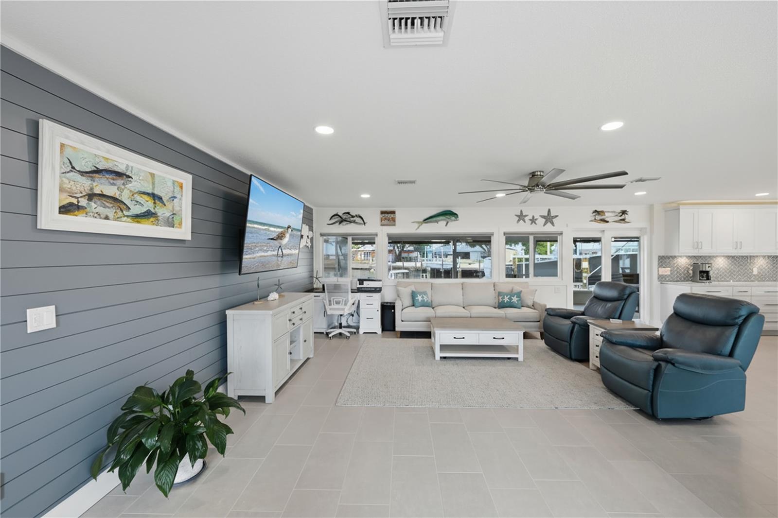 HARBOR HAVEN - Residential