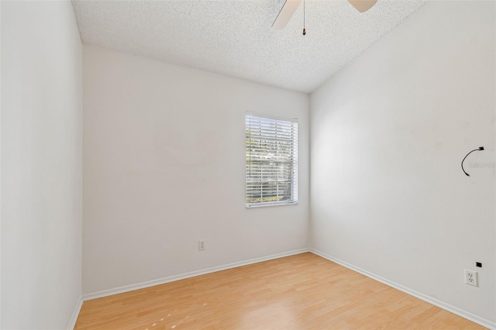 EASTWOOD SHORES 5 - Residential Lease