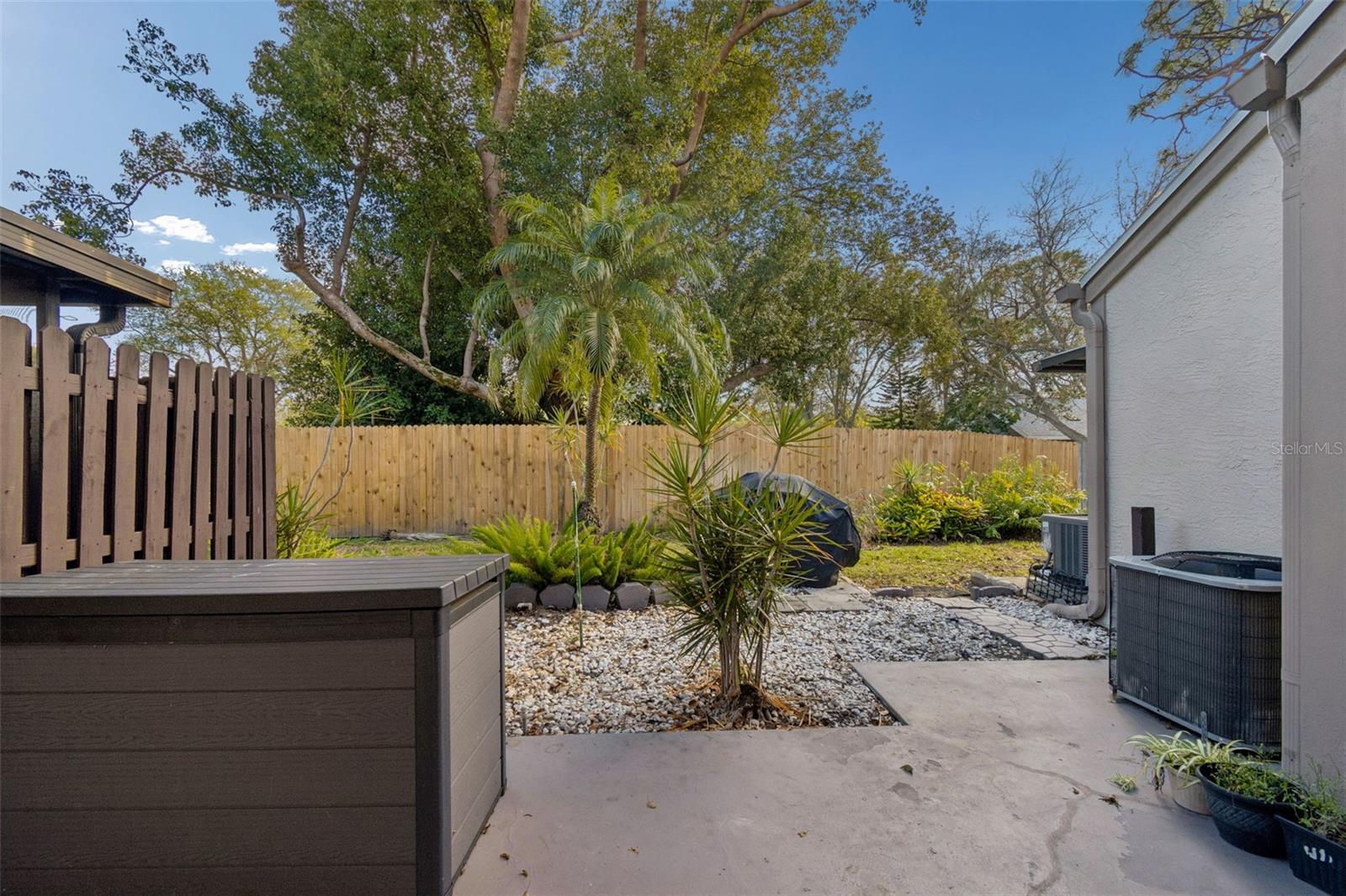 EASTWOOD SHORES 5 - Residential Lease