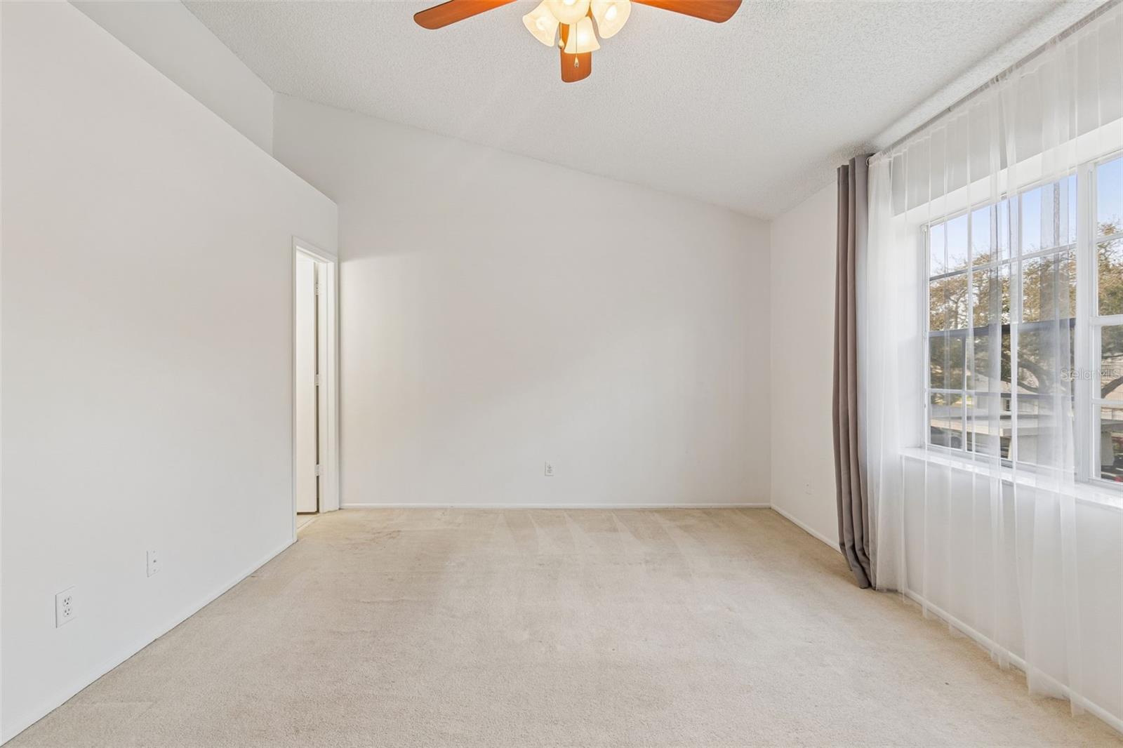 EASTWOOD SHORES 5 - Residential Lease