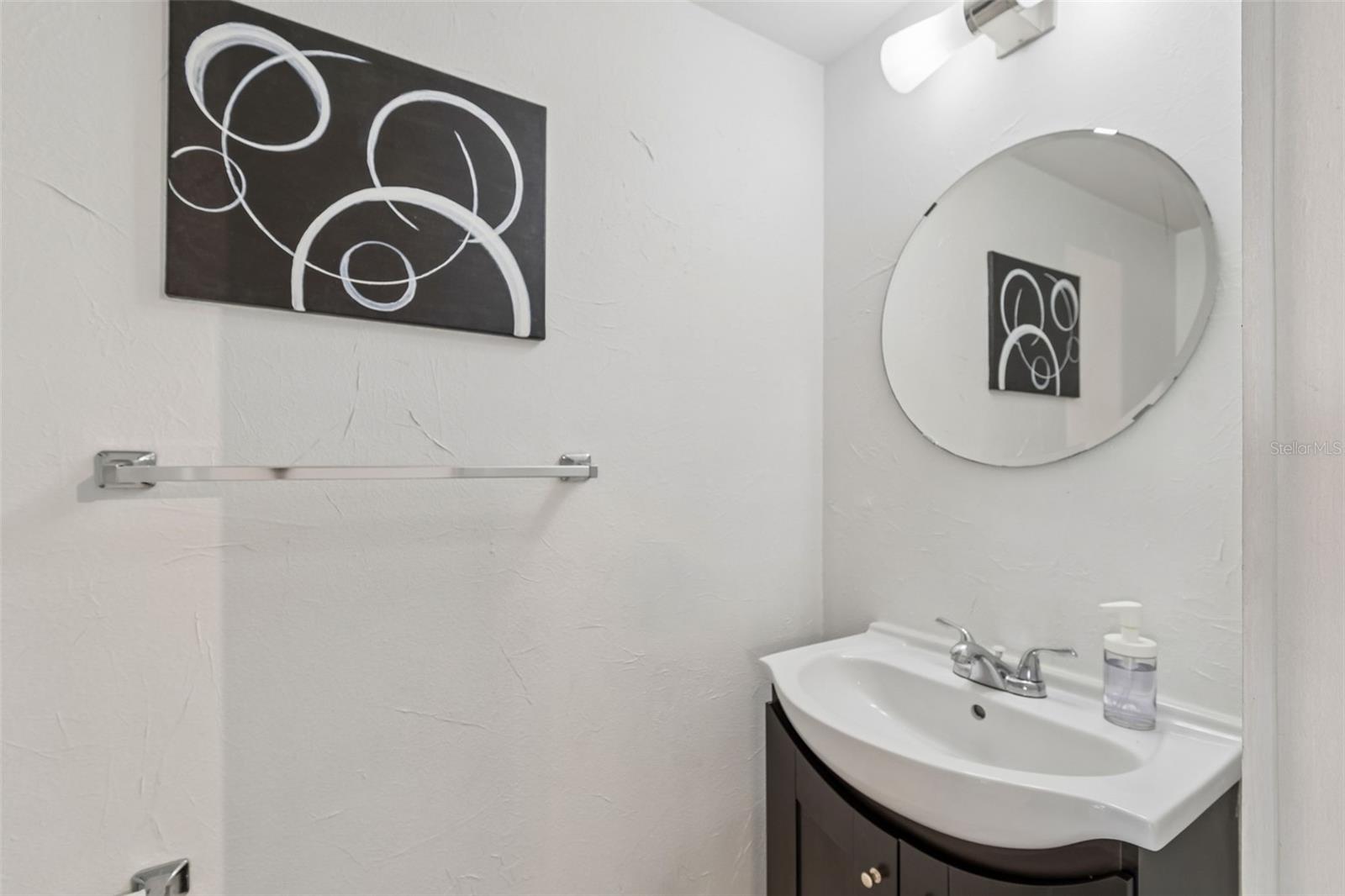 EASTWOOD SHORES 5 - Residential Lease