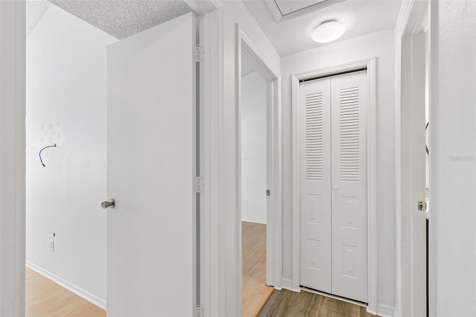 EASTWOOD SHORES 5 - Residential Lease