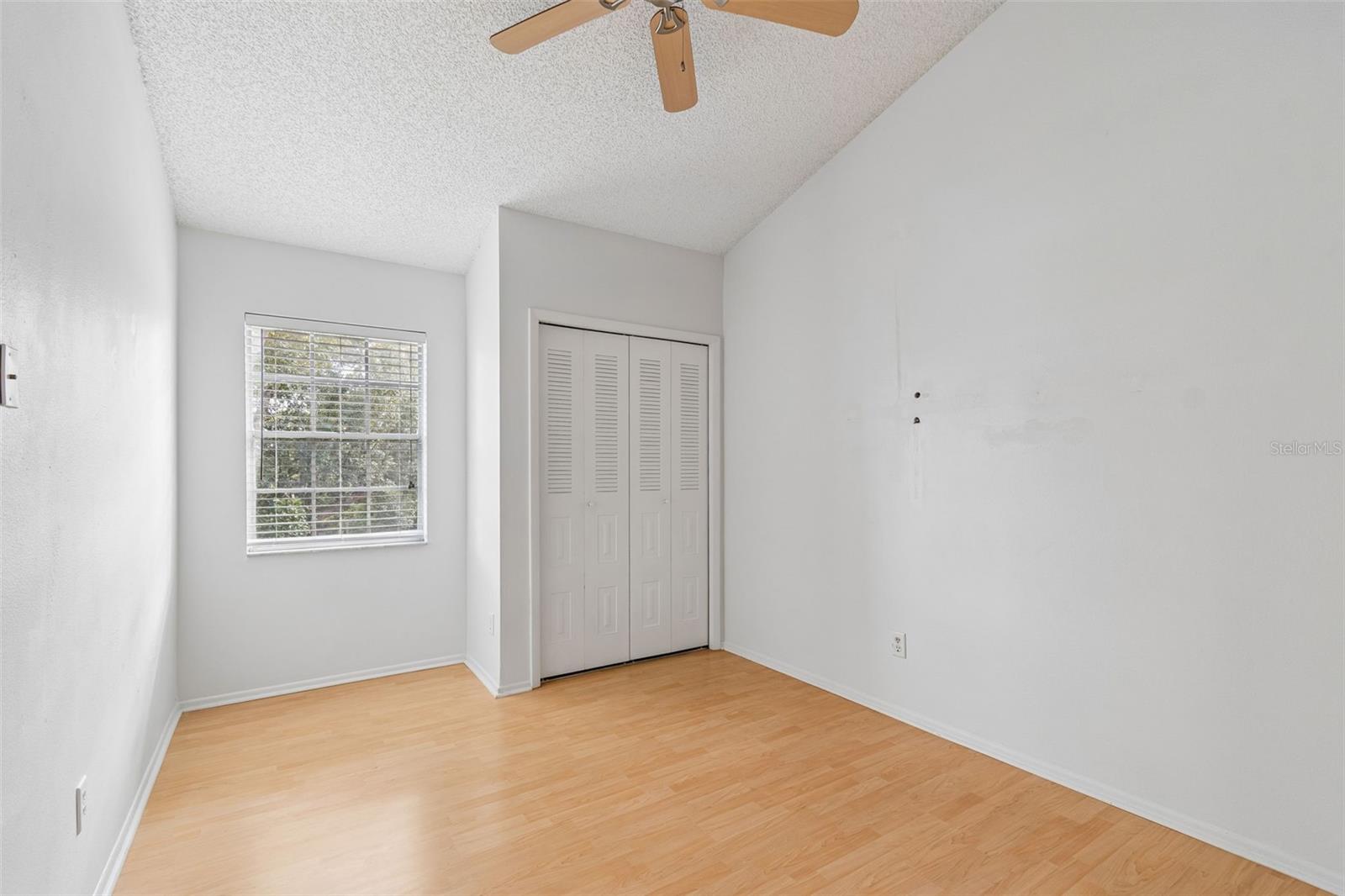 EASTWOOD SHORES 5 - Residential Lease