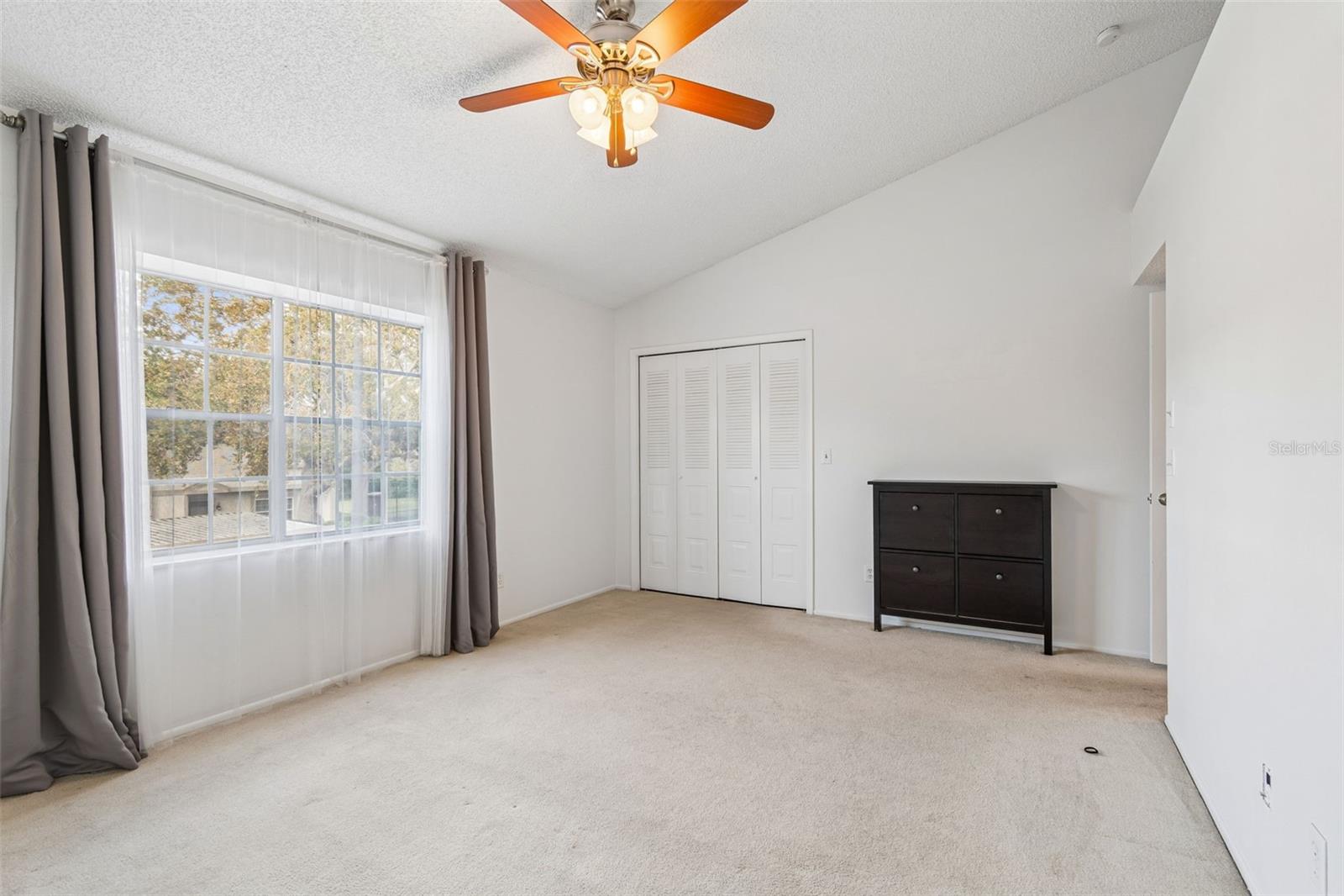 EASTWOOD SHORES 5 - Residential Lease