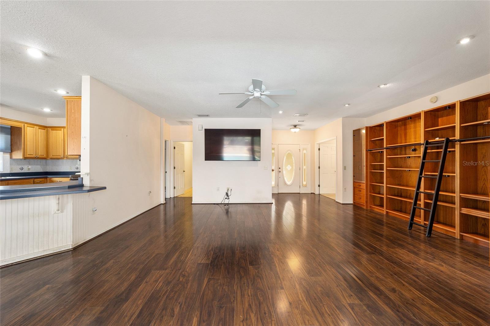 RAINBOW SPGS 05 REP - Residential