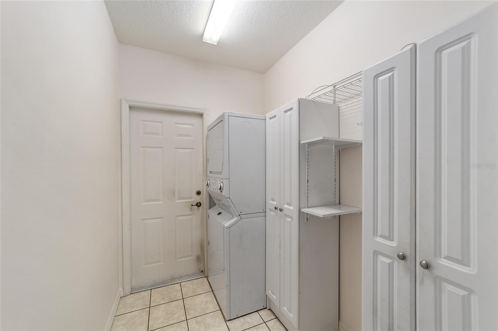 RAINBOW SPGS 05 REP - Residential