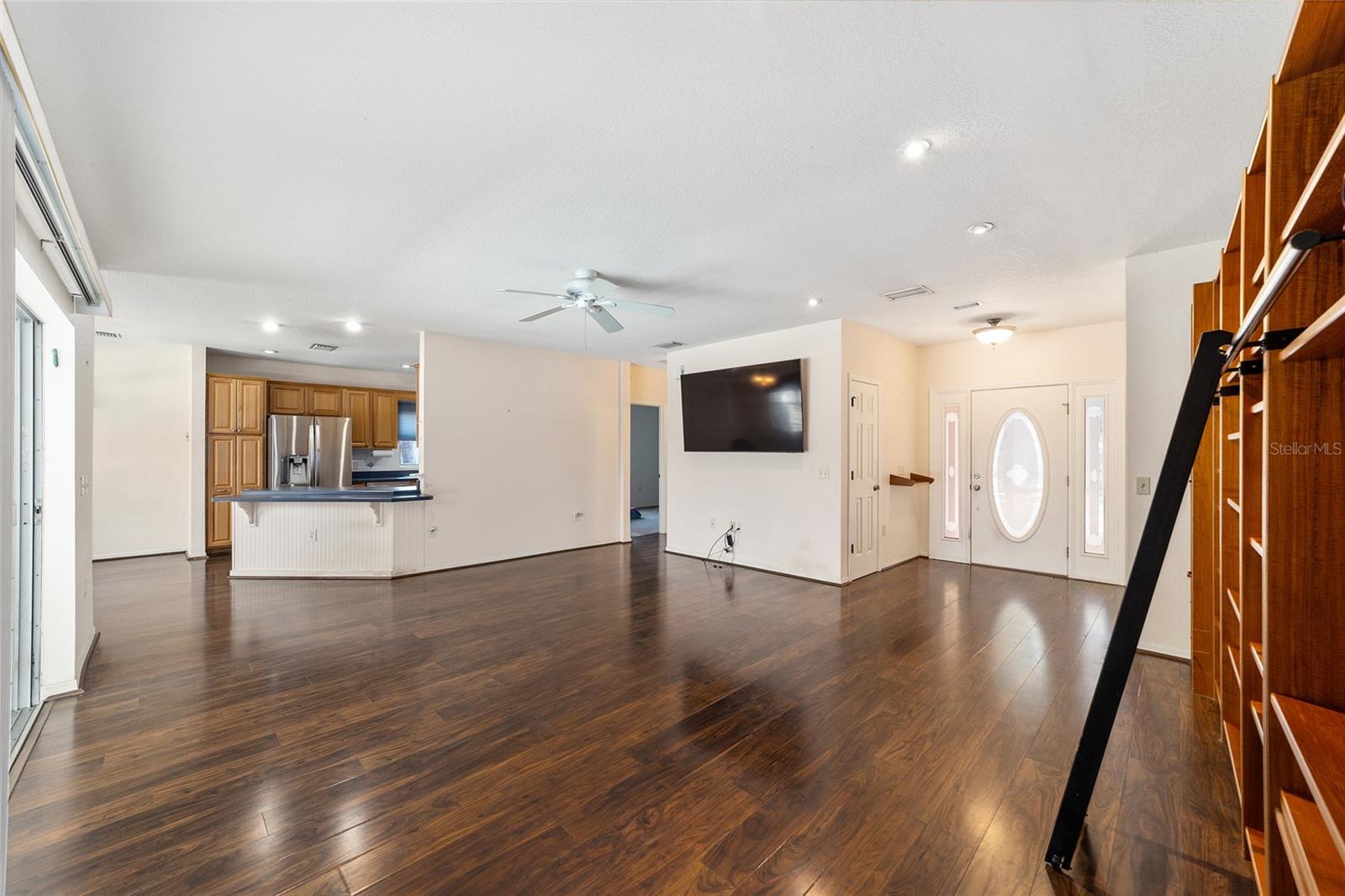 RAINBOW SPGS 05 REP - Residential