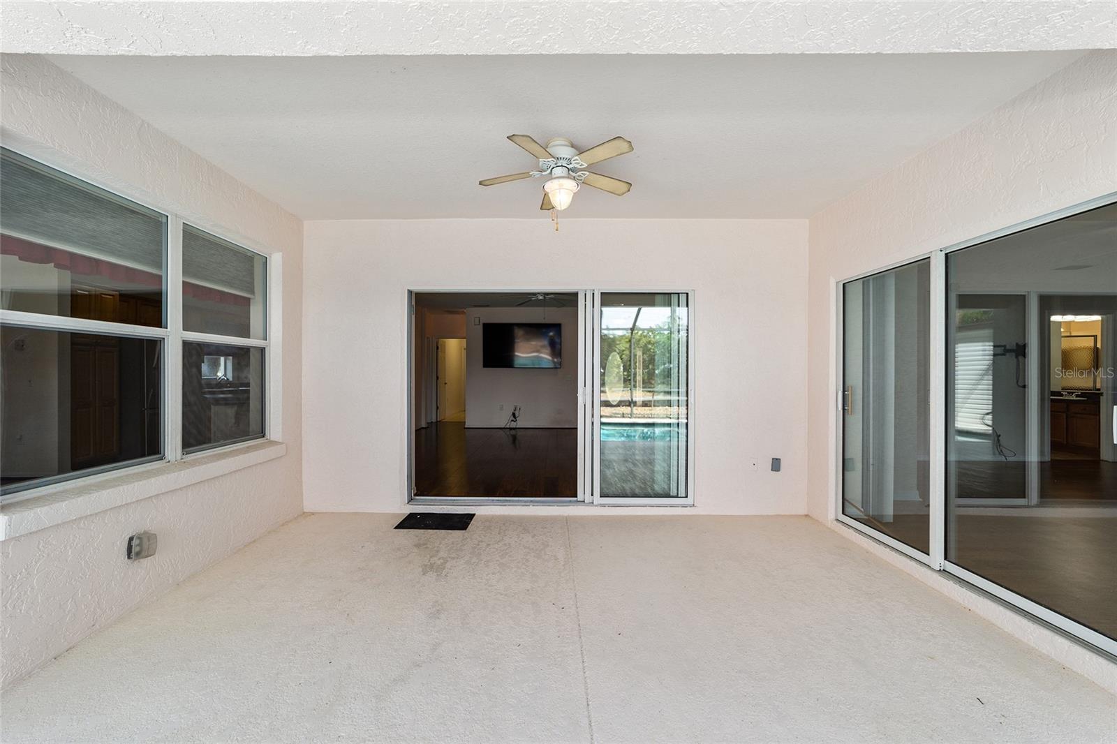 RAINBOW SPGS 05 REP - Residential