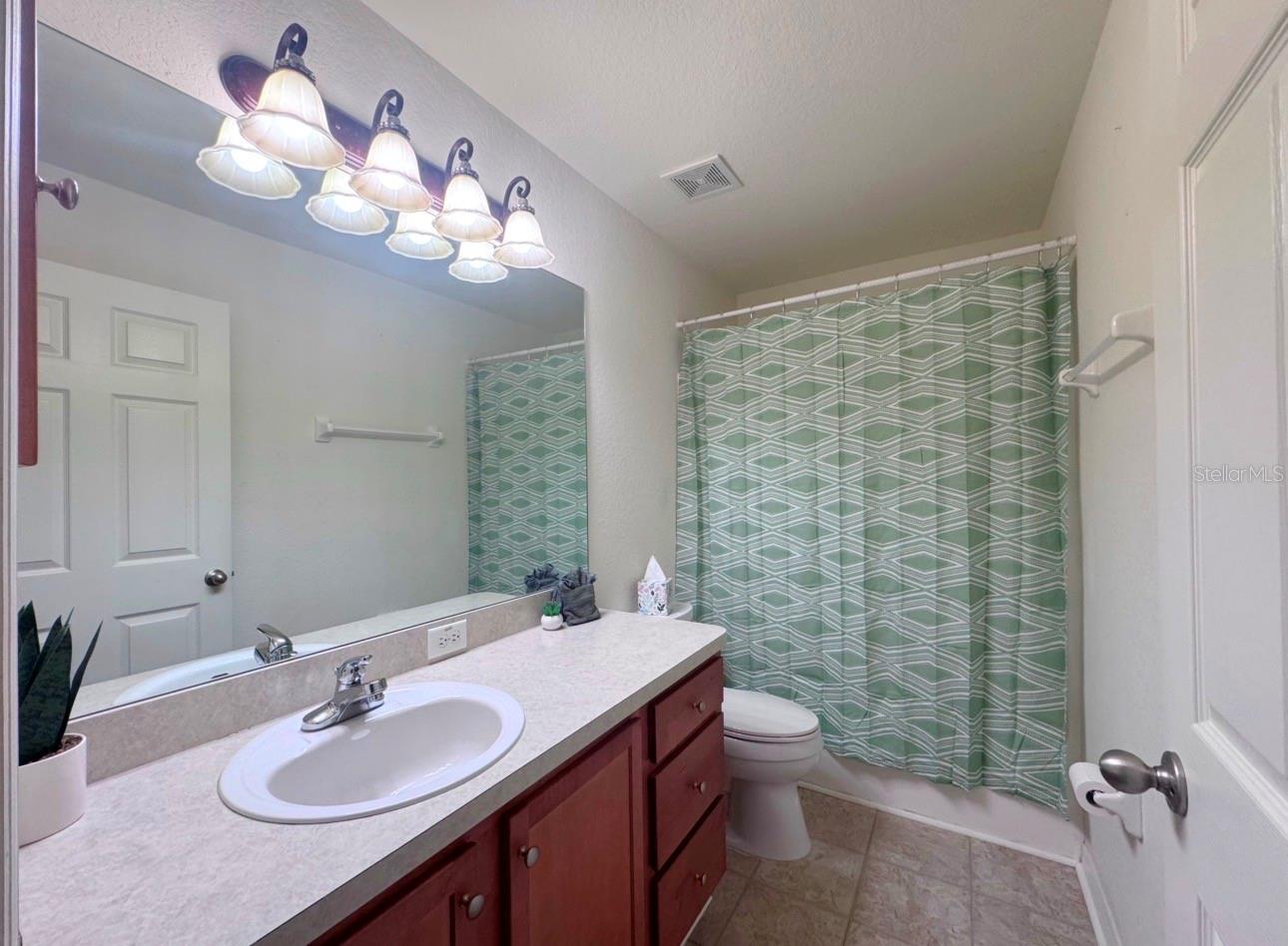 SPRING HILL - Residential