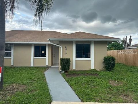Photo of 5817 Willow Bud Ct #5817, Orlando, FL 32807 (MLS # O6360593)
