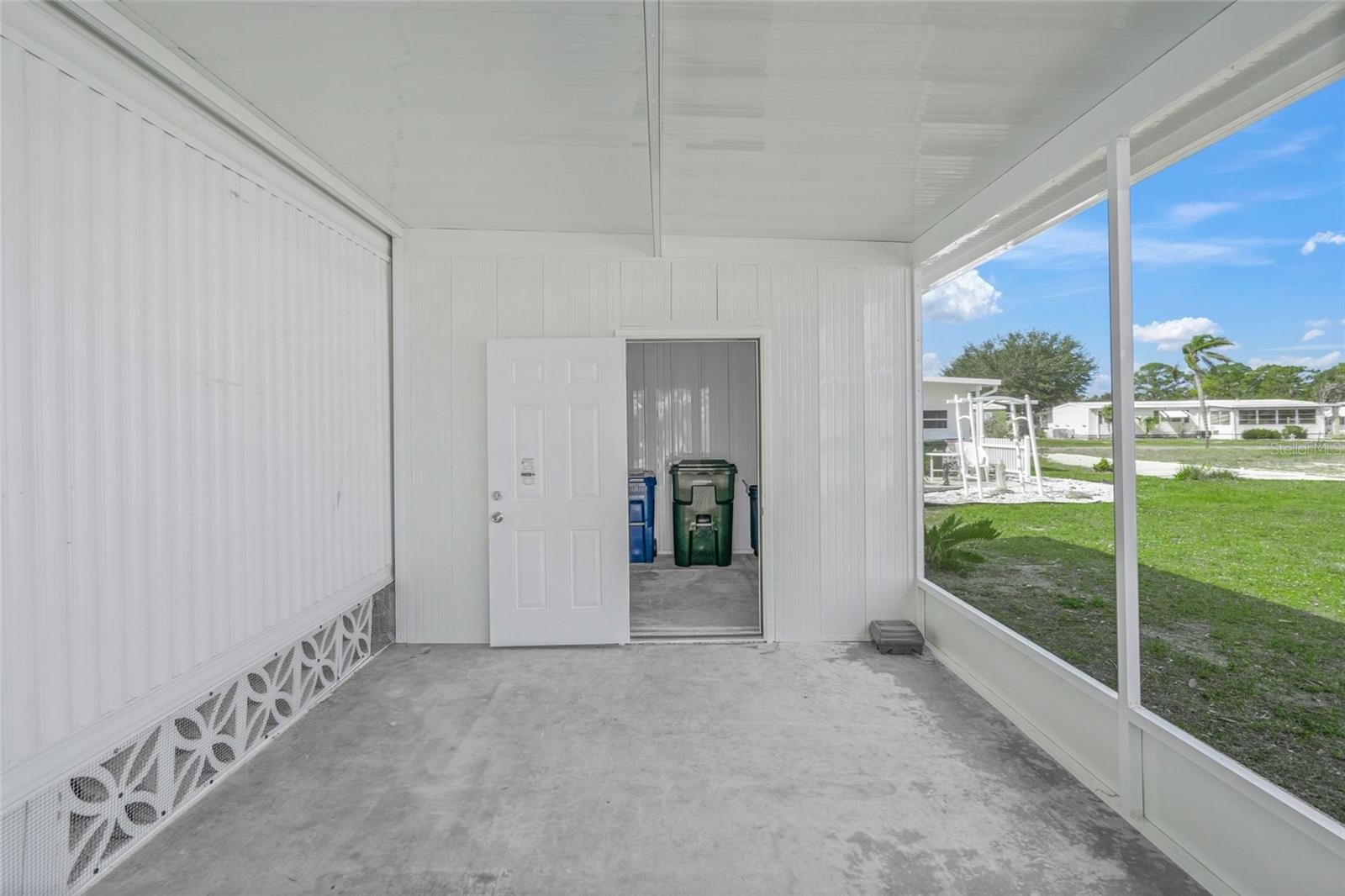 VENICE ISLE - Residential