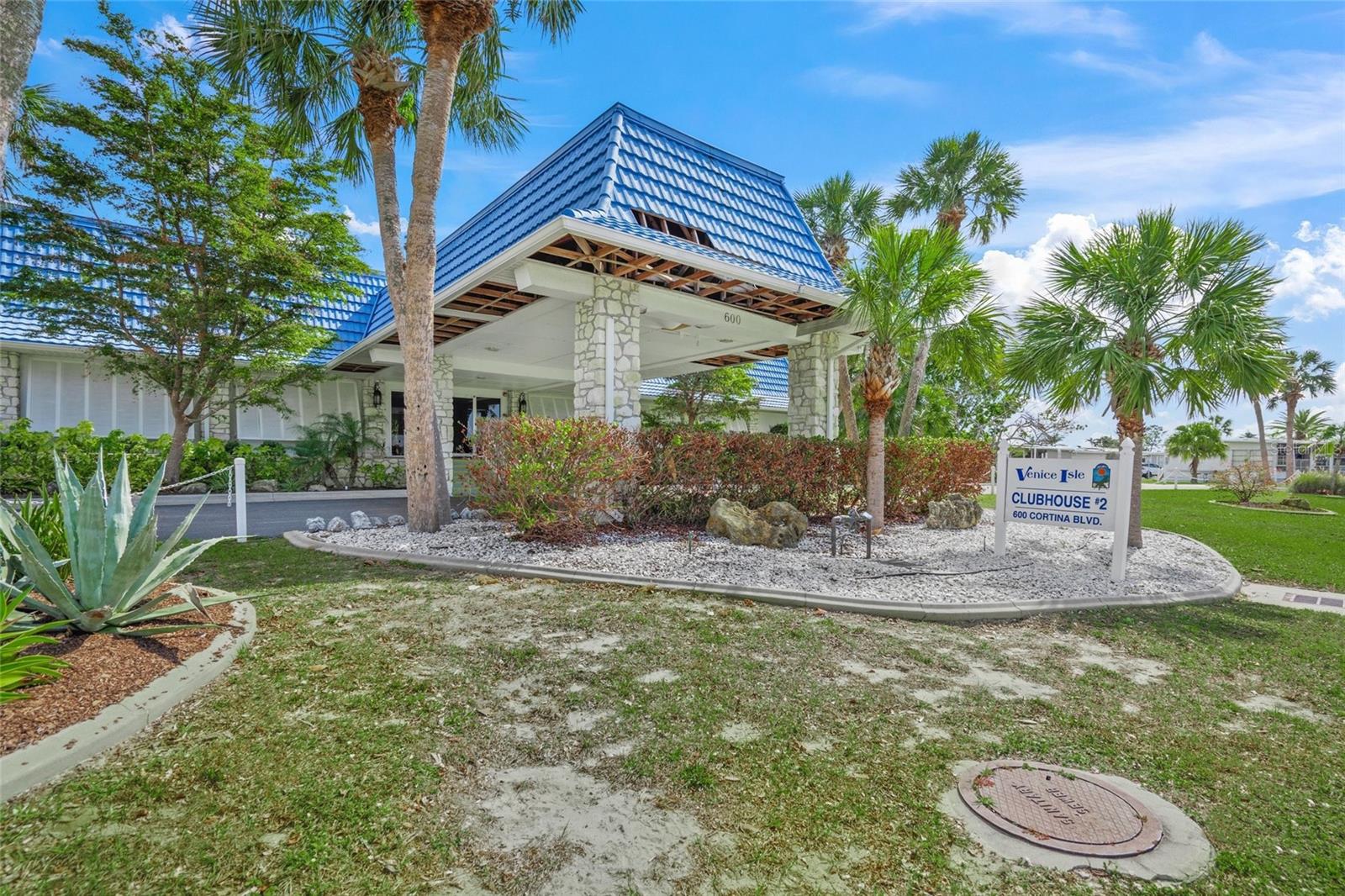 VENICE ISLE - Residential