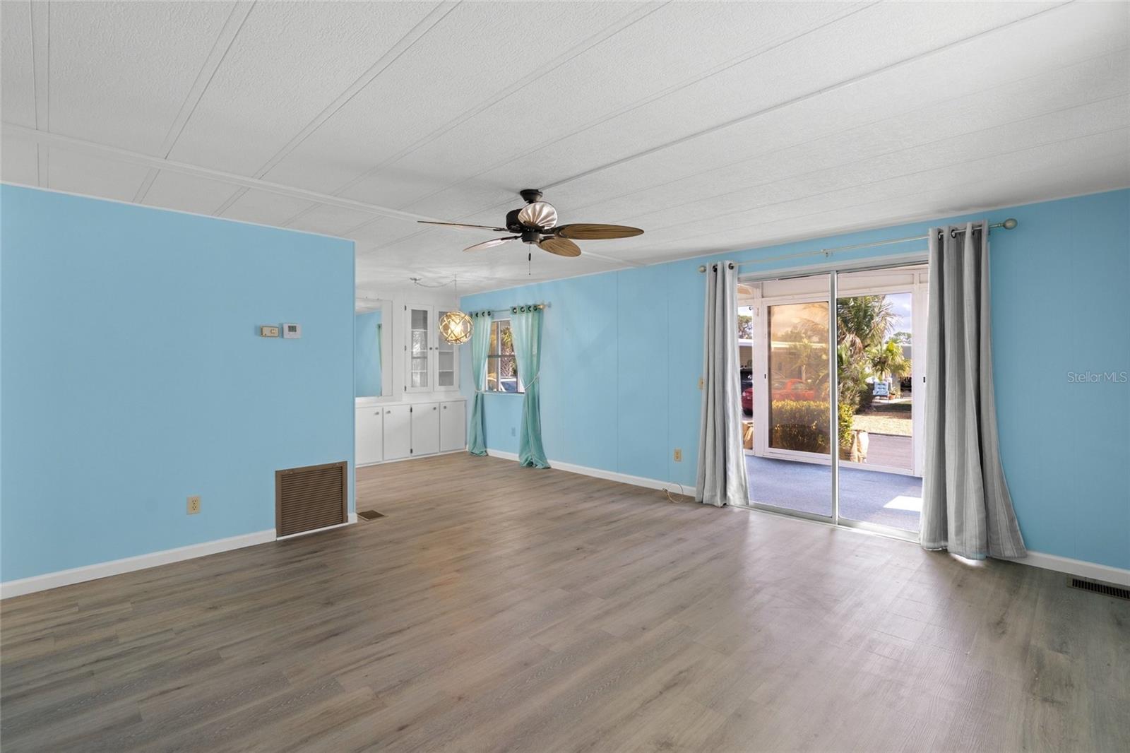 VENICE ISLE - Residential