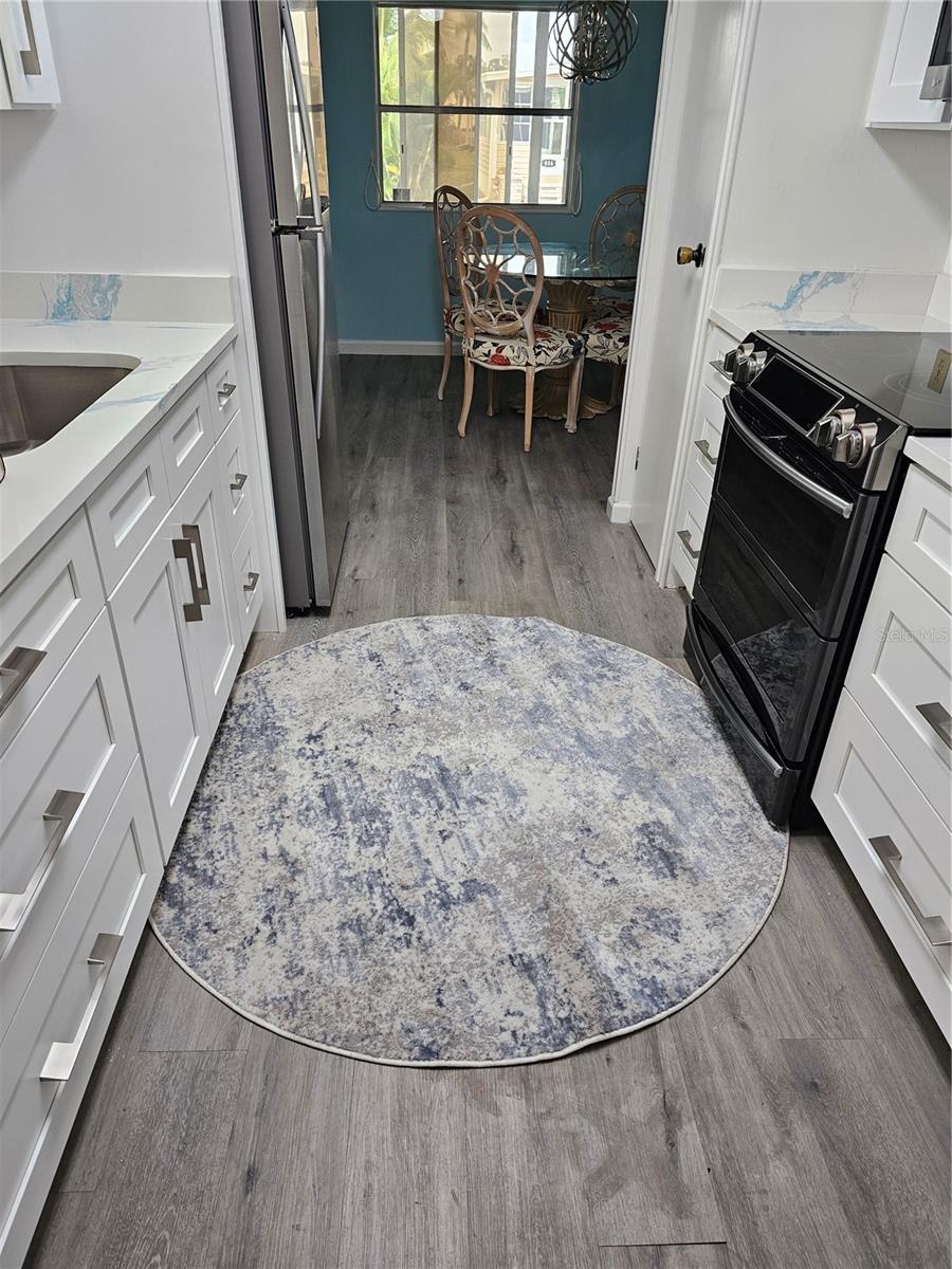 VENICE ISLE - Residential