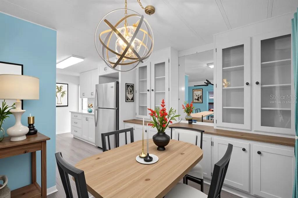 VENICE ISLE - Residential