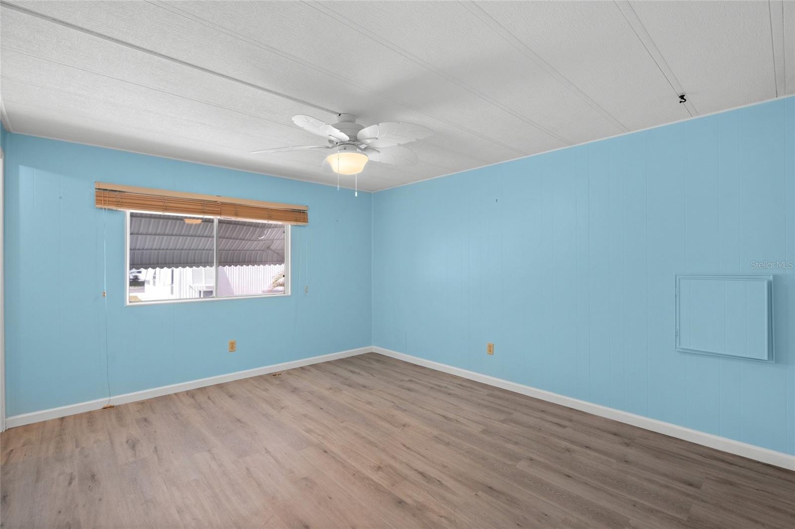 VENICE ISLE - Residential