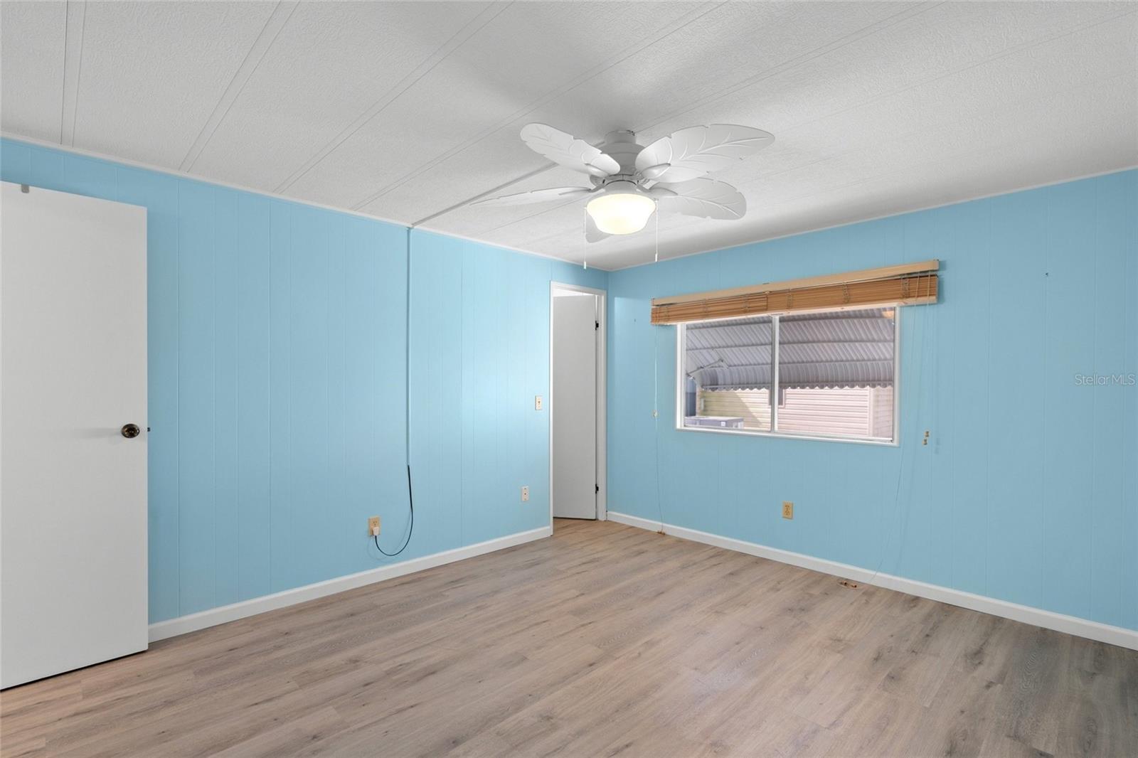 VENICE ISLE - Residential