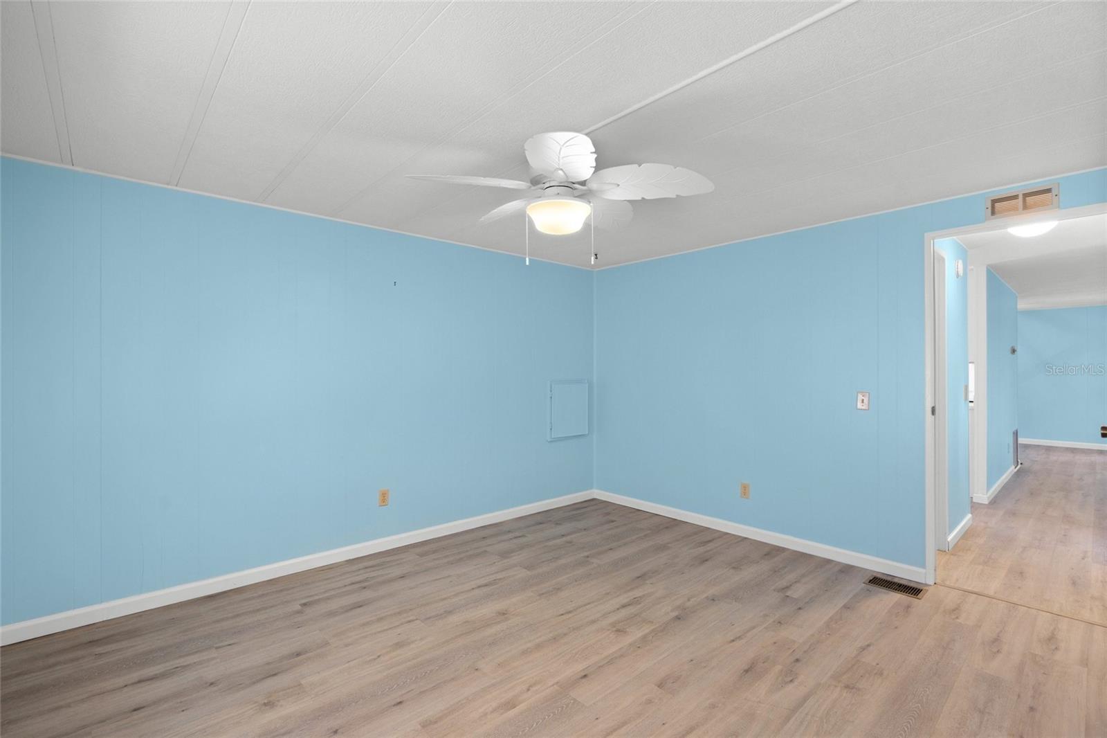 VENICE ISLE - Residential