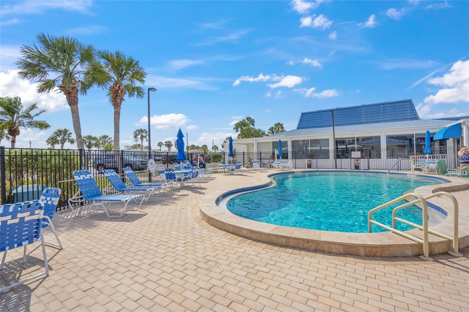 VENICE ISLE - Residential