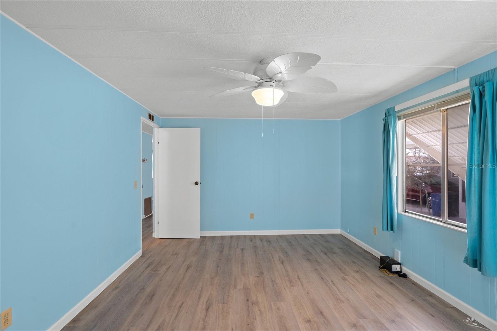 VENICE ISLE - Residential