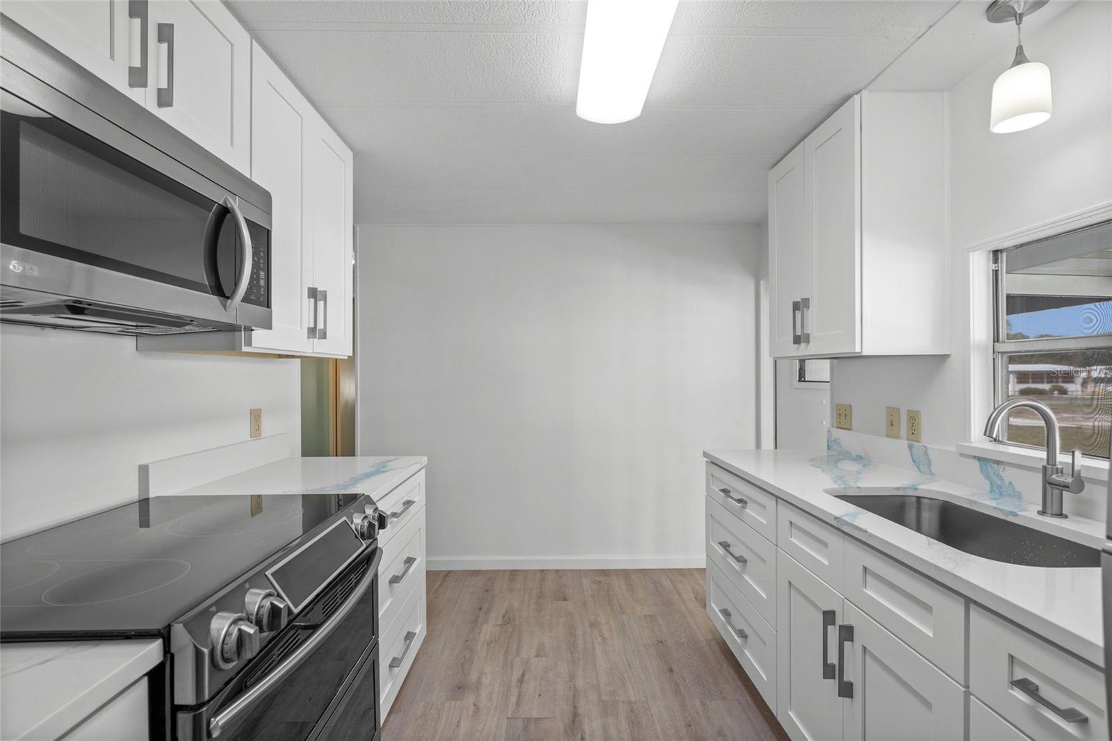 VENICE ISLE - Residential