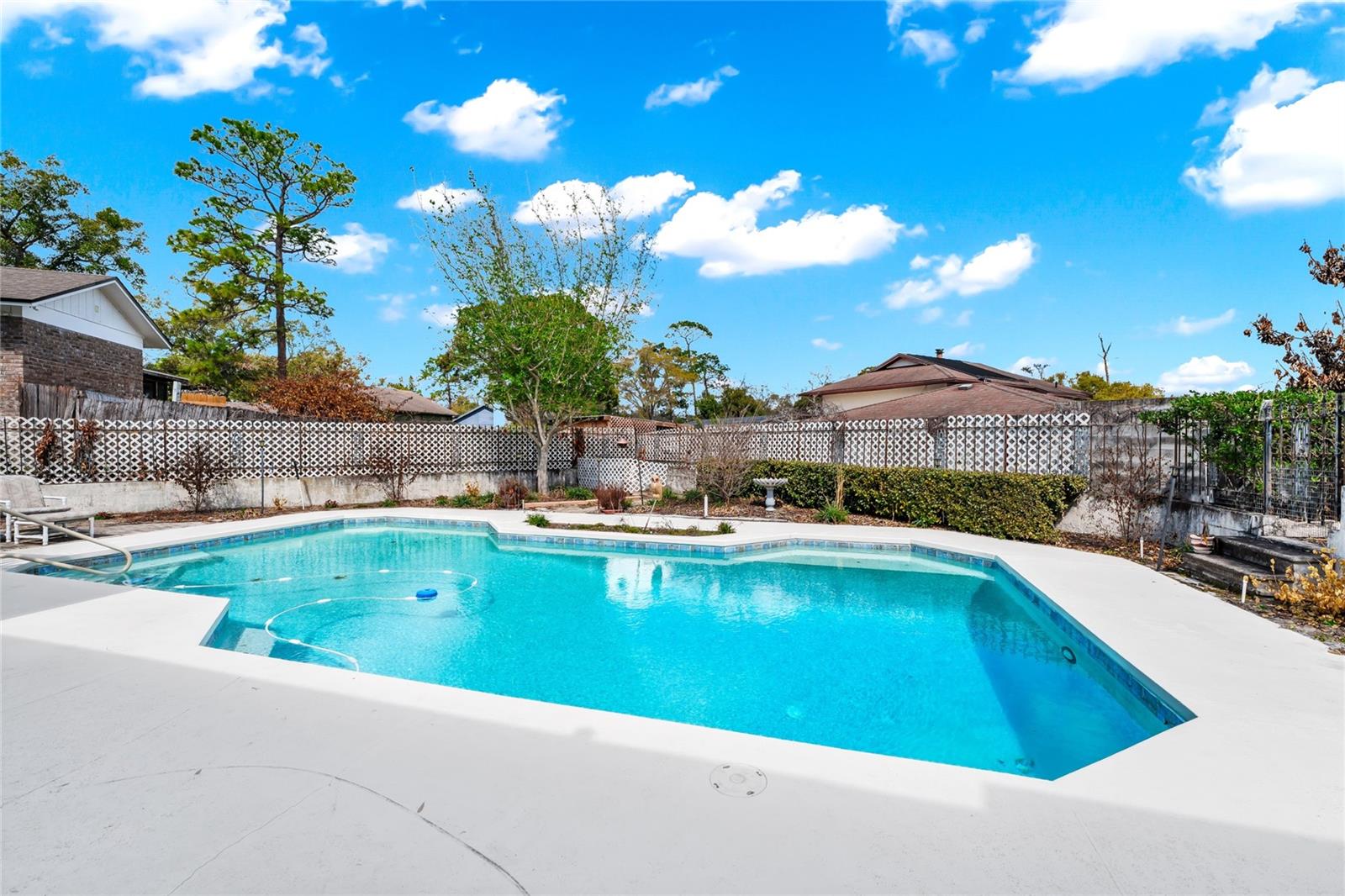 3939 ROSE PETAL LANE